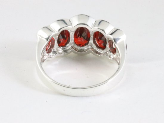Zilveren ring met granaat afbeelding 3