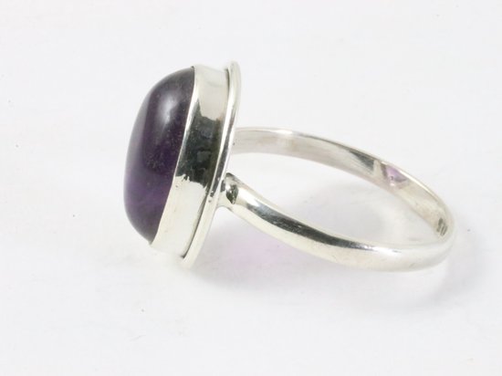 Ovale zilveren ring met amethist afbeelding 2