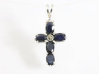 Fijne zilveren kruishanger met blauwe saffier en marcasiet afbeelding 4