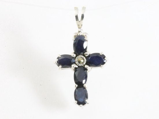 Fijne zilveren kruishanger met blauwe saffier en marcasiet afbeelding 4