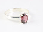 Fijne hoogglans zilveren ring met rhodoliet afbeelding 1