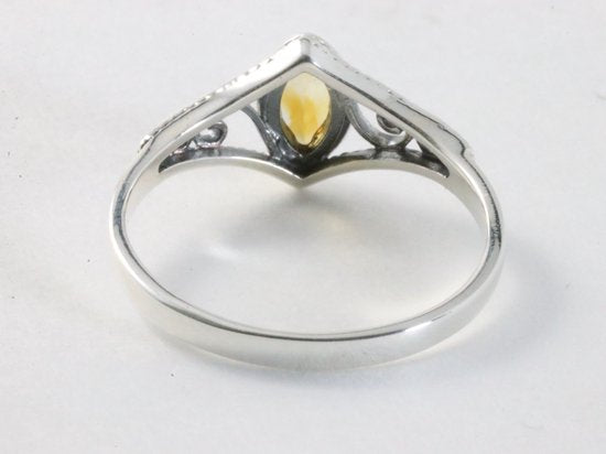 Fijne opengewerkte zilveren ring met citrien afbeelding 3