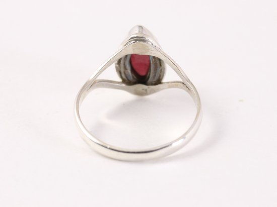 Fijne zilveren ring met granaat afbeelding 3