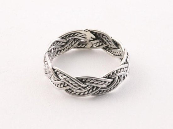 Gevlochten zilveren ring afbeelding 2