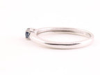 Fijne hoogglans zilveren ring met blauwe saffier afbeelding 2