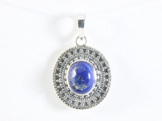 Bewerkte ovale zilveren hanger met lapis lazuli afbeelding 3