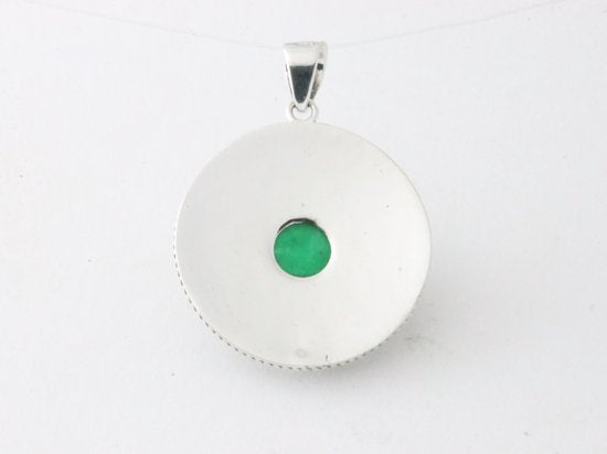 Ronde bewerkte zilveren hanger met jade afbeelding 3