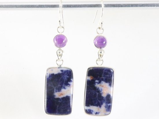 Lange zilveren oorbellen met sodaliet en amethist afbeelding 4