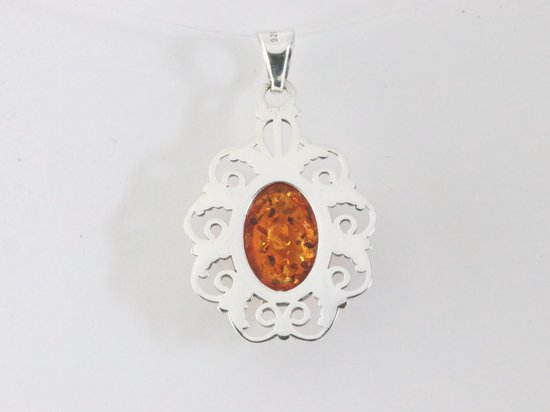 Opengewerkte zilveren hanger met amber afbeelding 3