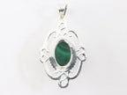 Opengewerkte zilveren hanger met malachiet afbeelding 3