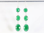 Lange zilveren oorbellen met smaragd afbeelding 4