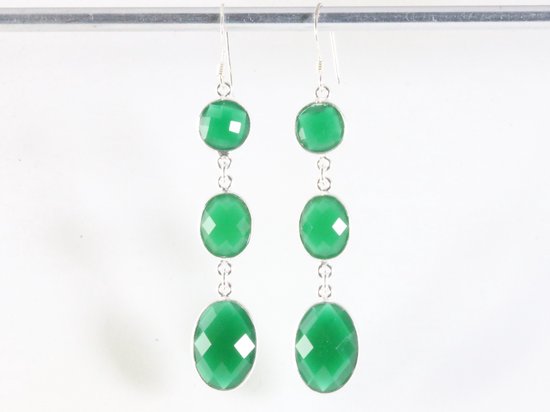 Lange zilveren oorbellen met smaragd afbeelding 4