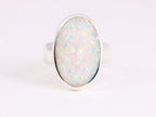 Ovale hoogglans zilveren ring met welo opaal afbeelding 4