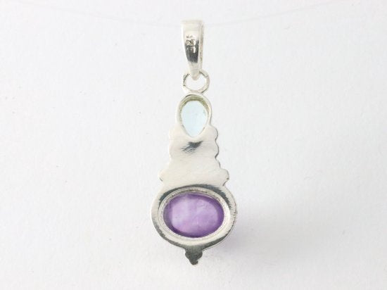Fijne bewerkte zilveren hanger met amethist en blauwe topaas afbeelding 3