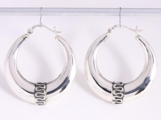 Grote bewerkte zilveren Bali oorringen afbeelding 1