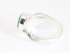 Fijne opengewerkte zilveren ring met smaragd afbeelding 2