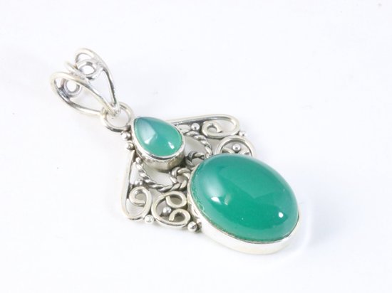 Opengewerkte zilveren hanger met groene onyx afbeelding 2