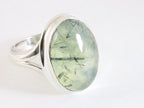 Hoogglans zilveren ring met prehniet afbeelding 1