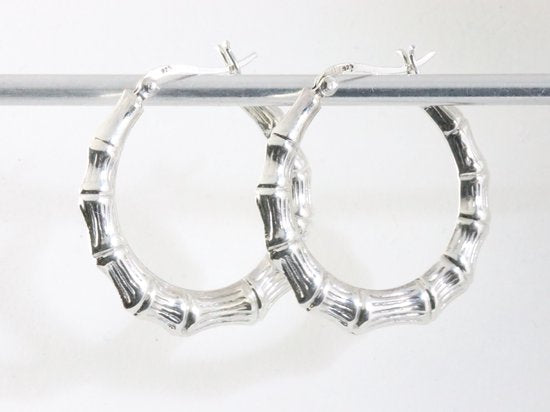 Bewerkte zilveren oorringen afbeelding 2