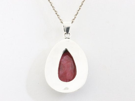 Bewerkte zilveren hanger met grote robijn steen aan ketting afbeelding 3