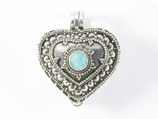 Traditioneel bewerkt hartvormig zilveren medaillon met aquamarijn afbeelding 4