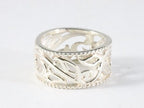 Opengewerkte zilveren ring afbeelding 1