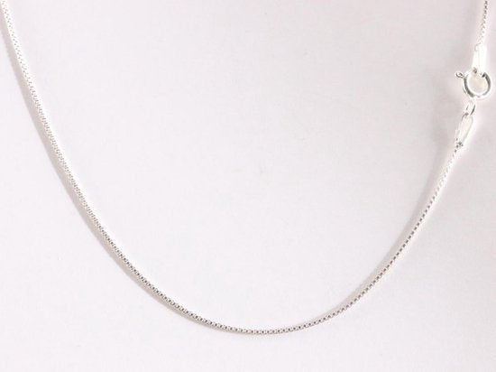 Fijne zilveren hanger met Ethiopische opaal aan ketting afbeelding 4