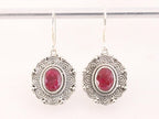 Bewerkte zilveren oorbellen met robijn afbeelding 4