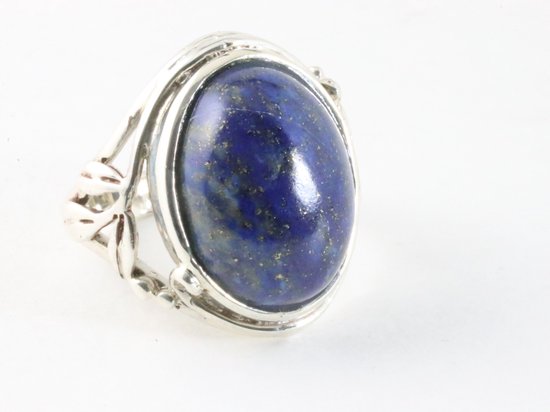Opengewerkte zilveren ring met lapis lazuli afbeelding 1