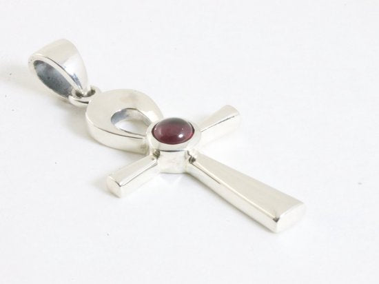 Fijne zilveren ankh hanger met granaat afbeelding 2