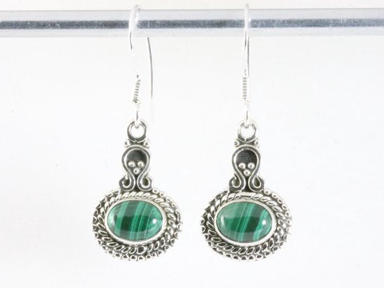 Bewerkte zilveren oorbellen met malachiet afbeelding 4