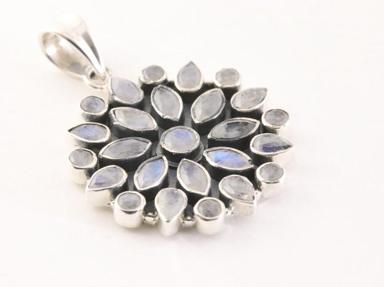 Grote zilveren hanger met regenboog maansteen afbeelding 2