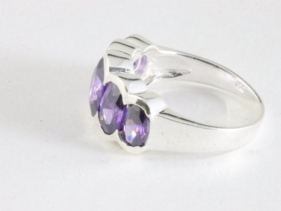 Zilveren ring met amethist afbeelding 2
