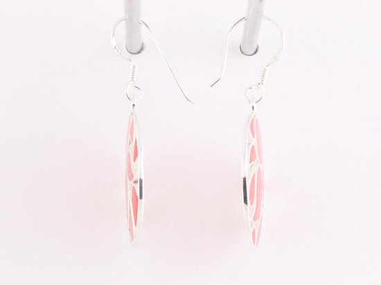 Ronde opengewerkte zilveren oorbellen met rode koraal steen afbeelding 2