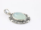 Bewerkte zilveren hanger met aqua chalcedoon afbeelding 2