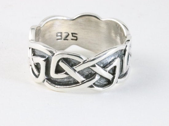 Zware zilveren ring met Keltische knoop afbeelding 1