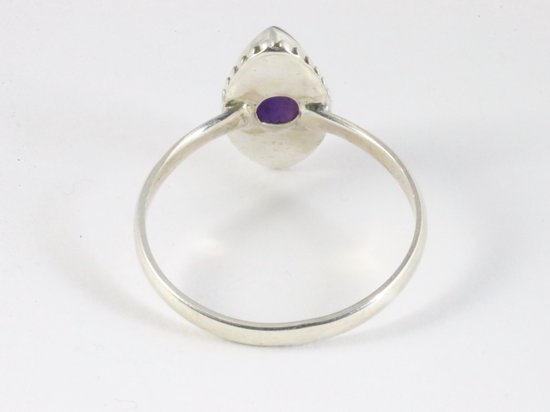 Fijne bewerkte zilveren ring met amethist afbeelding 3
