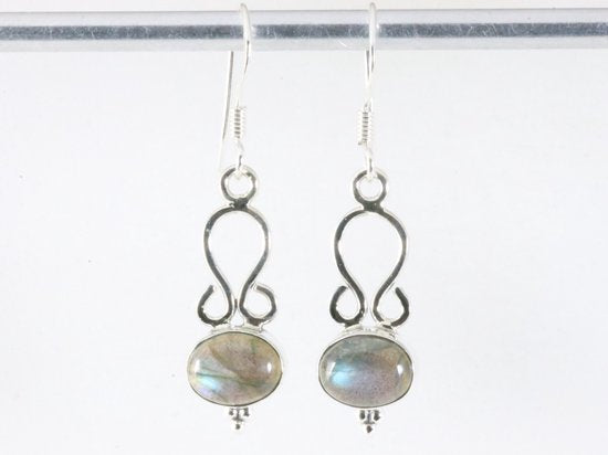 Fijne opengewerkte zilveren oorbellen met labradoriet afbeelding 4