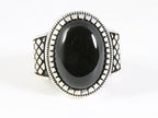 Zware bewerkte zilveren ring met onyx afbeelding 4