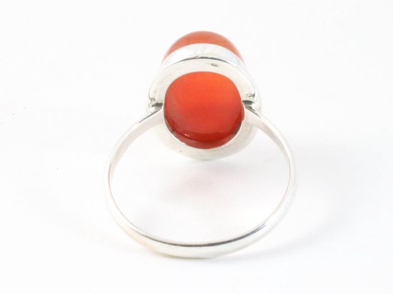Ovale zilveren ring met carneool afbeelding 3