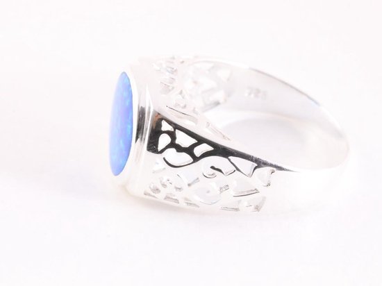 Opengewerkte zilveren ring met Australische opaal afbeelding 2