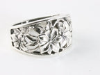 Opengewerkte zilveren ring met bloemen afbeelding 1