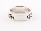Zilveren ring met fantasiegravering afbeelding 2