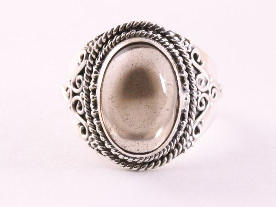 Bewerkte zilveren ring met rookkwarts afbeelding 4