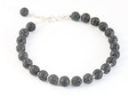 Armband van zwarte lava steen en zilveren kralen afbeelding 1