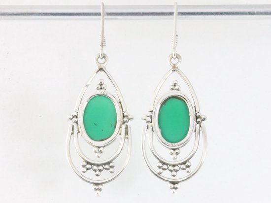 Lange opengewerkte zilveren oorbellen met groene onyx afbeelding 3