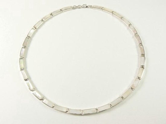 Zilveren collier met parelmoer afbeelding 3