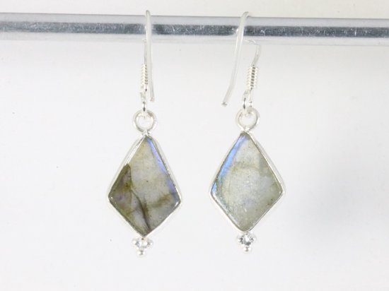 Fijne zilveren oorbellen met labradoriet afbeelding 2