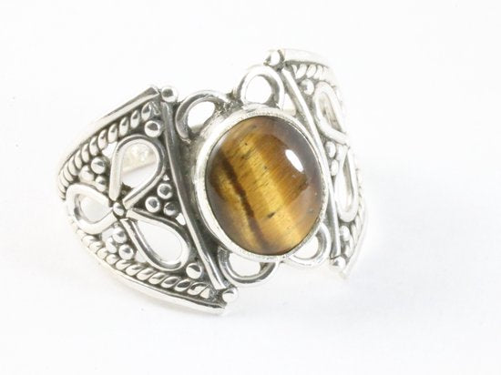 Opengewerkte zilveren ring met tijgeroog afbeelding 1