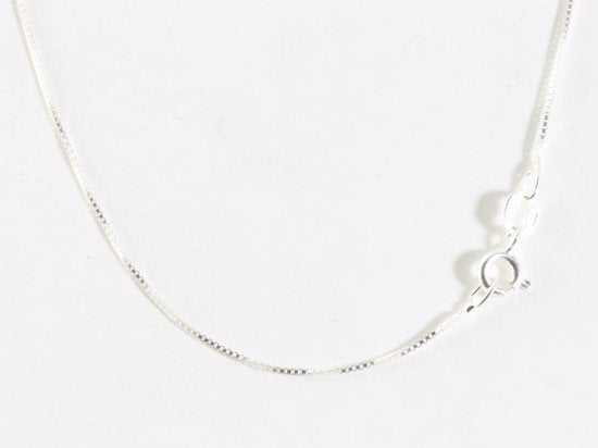 Fijne zilveren vlinder hanger met Australische opaal aan ketting afbeelding 5